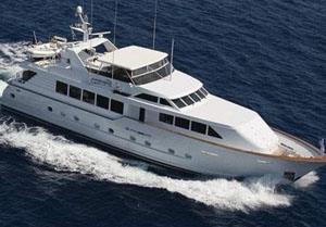 motor yacht independece 2