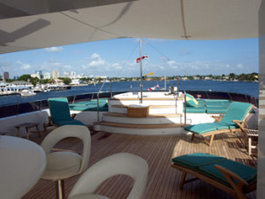 Motor Yacht Relentless Charter Vacations